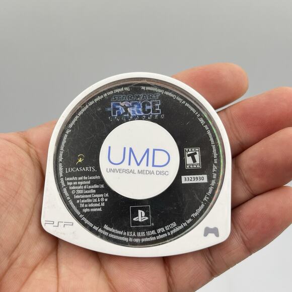 Star Wars The Force Unleashed PSP - Picture 1 of 3